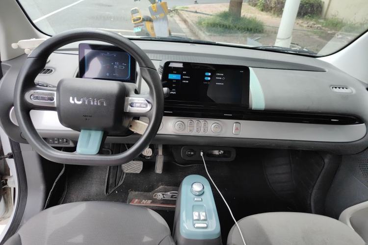 Used CHANGAN NEVO Lumin 2022 155 km – Refreshingly Sweet Edition Center Console