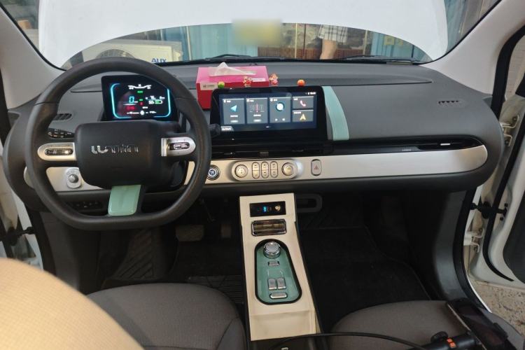 Used CHANGAN NEVO Lumin 2022 155 km – Refreshingly Sweet Edition Center Console