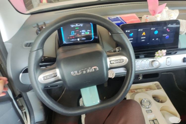 Used CHANGAN NEVO Lumin 2022 210km Sweet Edition Center Console