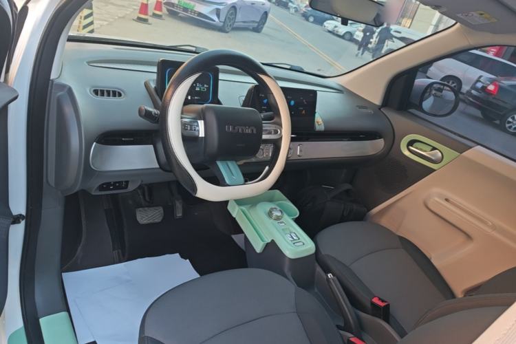 Used CHANGAN NEVO Lumin 2022 155 km – Refreshingly Sweet Edition Center Console