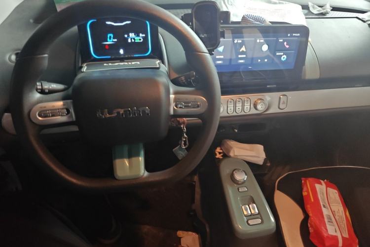Used CHANGAN NEVO Lumin 2022 155 km – Refreshingly Sweet Edition Center Console