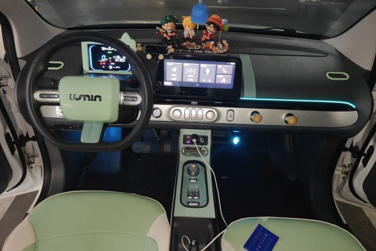 Used CHANGAN NEVO Lumin 2022 210km Sweet Edition Center Console