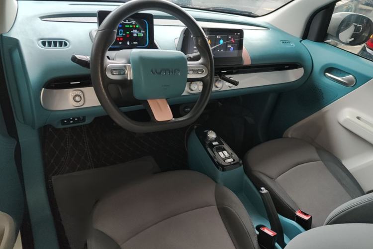 Used CHANGAN NEVO Lumin 2022 210km Sweet Edition Center Console