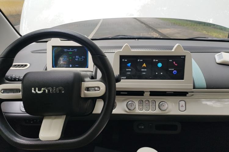 Used CHANGAN NEVO Lumin 2022 210km Sweet Edition Center Console