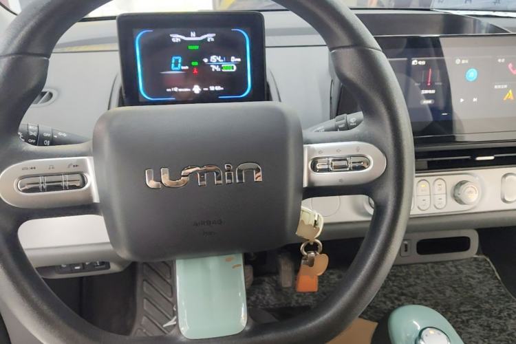 Used CHANGAN NEVO Lumin 2022 210km Sweet Edition Center Console