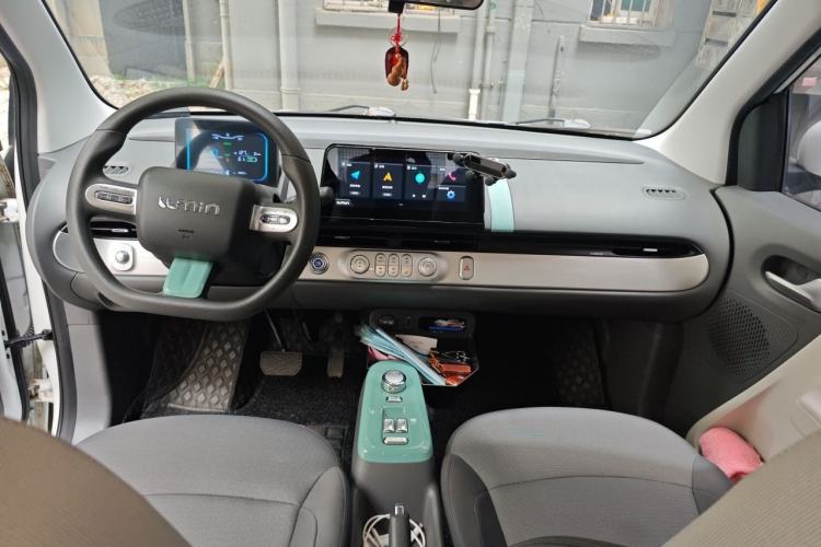 Used CHANGAN NEVO Lumin 2022 210km Sweet Edition Center Console