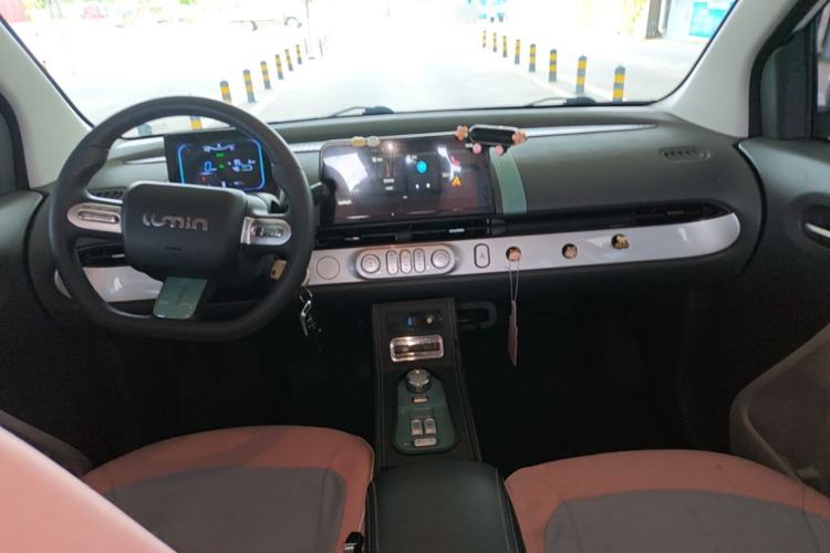 Used CHANGAN NEVO Lumin 2022 210km Sweet Edition Center Console