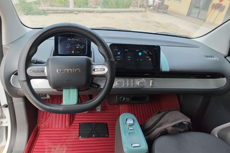 Used CHANGAN NEVO Lumin 2022 155 km – Refreshingly Sweet Edition Center Console