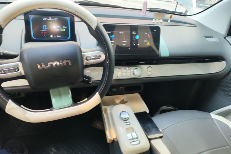 Used CHANGAN NEVO Lumin 2022 155 km – Refreshingly Sweet Edition Center Console