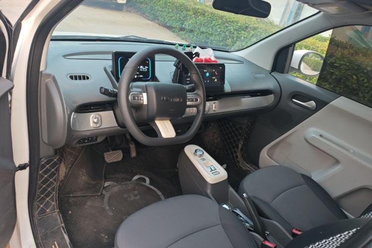 Used CHANGAN NEVO Lumin 2022 210km Sweet Edition Center Console