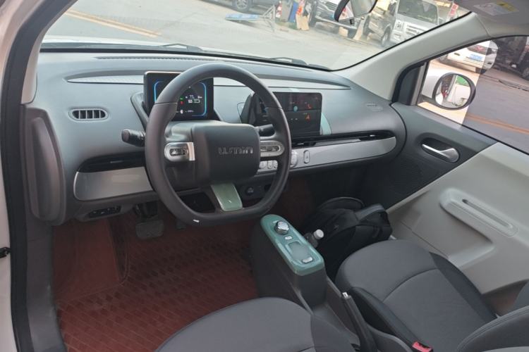Used CHANGAN NEVO Lumin 2022 155 km – Refreshingly Sweet Edition Center Console
