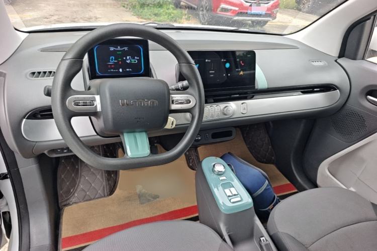 Used CHANGAN NEVO Lumin 2022 210km Sweet Edition Center Console