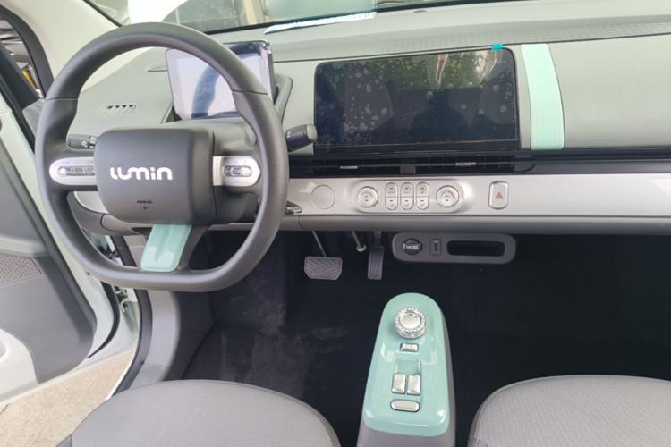 Used CHANGAN NEVO Lumin 2022 210km Sweet Edition Center Console
