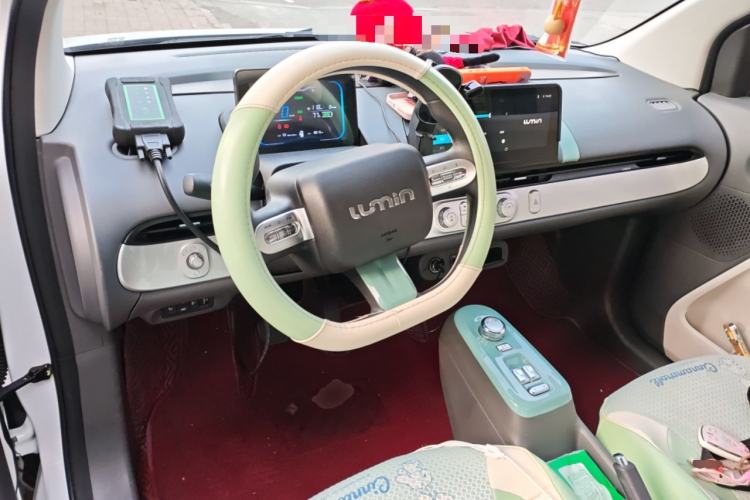 Used CHANGAN NEVO Lumin 2022 155 km – Refreshingly Sweet Edition Center Console