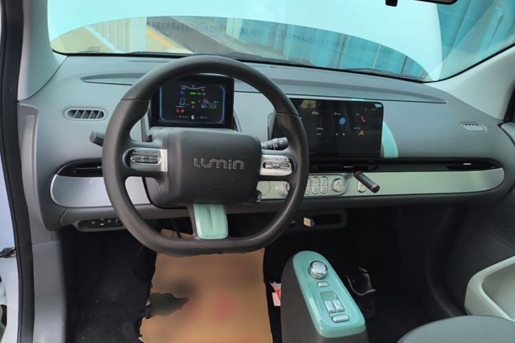 Used CHANGAN NEVO Lumin 2022 155 km – Refreshingly Sweet Edition Center Console