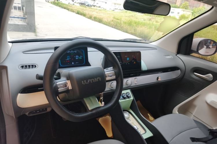 Used CHANGAN NEVO Lumin 2022 210km Sweet Edition Center Console