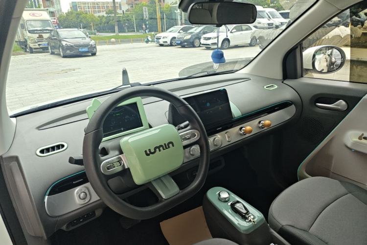 Used CHANGAN NEVO Lumin 2022 210km Sweet Edition Center Console