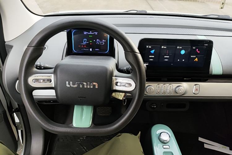 Used CHANGAN NEVO Lumin 2022 210km Sweet Edition Center Console