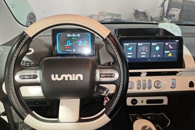 Used CHANGAN NEVO Lumin 2022 155 km – Refreshingly Sweet Edition Center Console