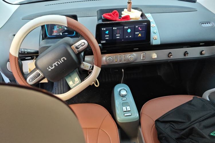 Used CHANGAN NEVO Lumin 2022 155 km – Refreshingly Sweet Edition Center Console