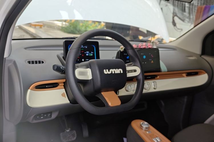 Used CHANGAN NEVO Lumin 2022 155 km – Refreshingly Sweet Edition Center Console