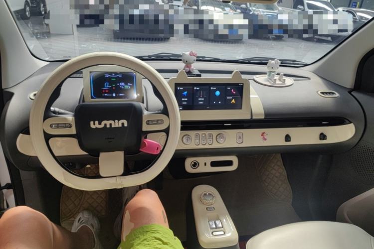 Used CHANGAN NEVO Lumin 2022 155 km – Refreshingly Sweet Edition Center Console