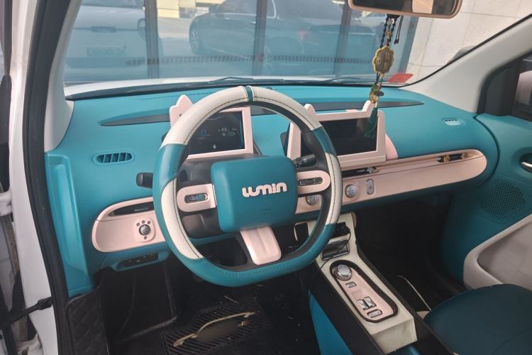 Used CHANGAN NEVO Lumin 2022 210km Sweet Edition Center Console