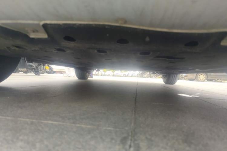 Used CHANGAN NEVO Lumin 2022 210km Sweet Edition Chassis Front