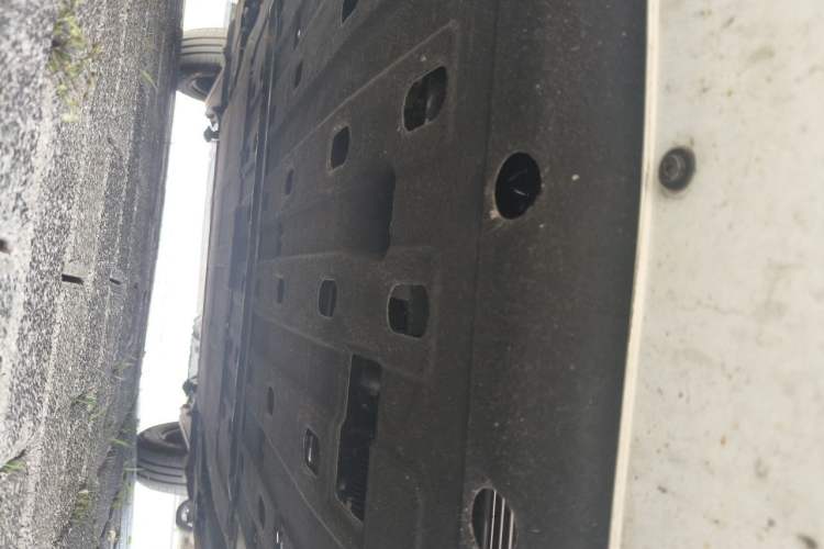 Used CHANGAN NEVO Lumin 2022 155 km – Refreshingly Sweet Edition Chassis Front