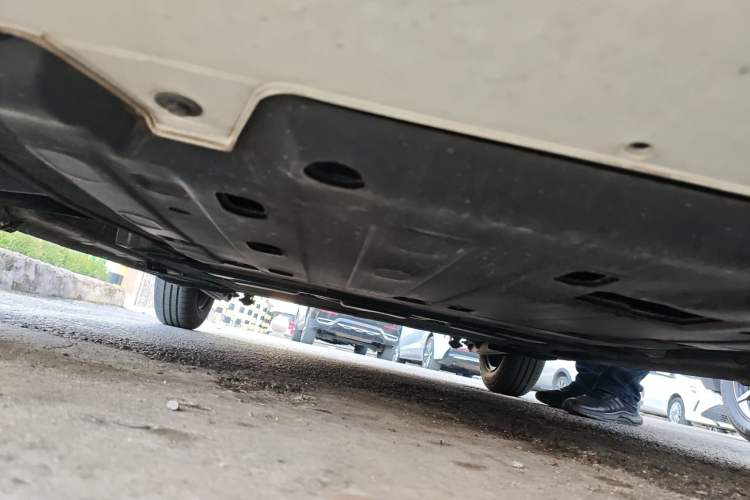 Used CHANGAN NEVO Lumin 2022 155 km – Refreshingly Sweet Edition Chassis Front