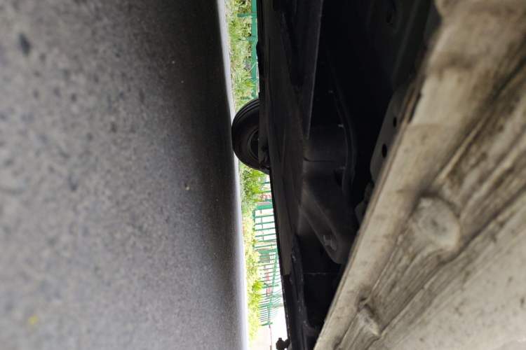 Used CHANGAN NEVO Lumin 2022 155 km – Refreshingly Sweet Edition Chassis Front Left