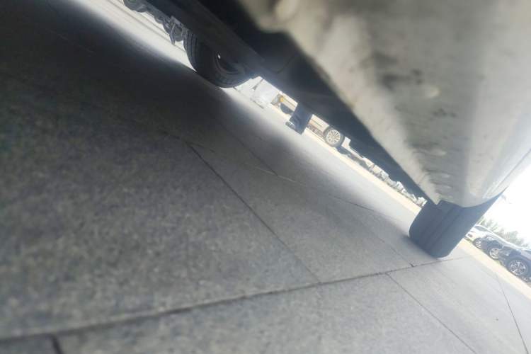 Used CHANGAN NEVO Lumin 2022 210km Sweet Edition Chassis Front Left