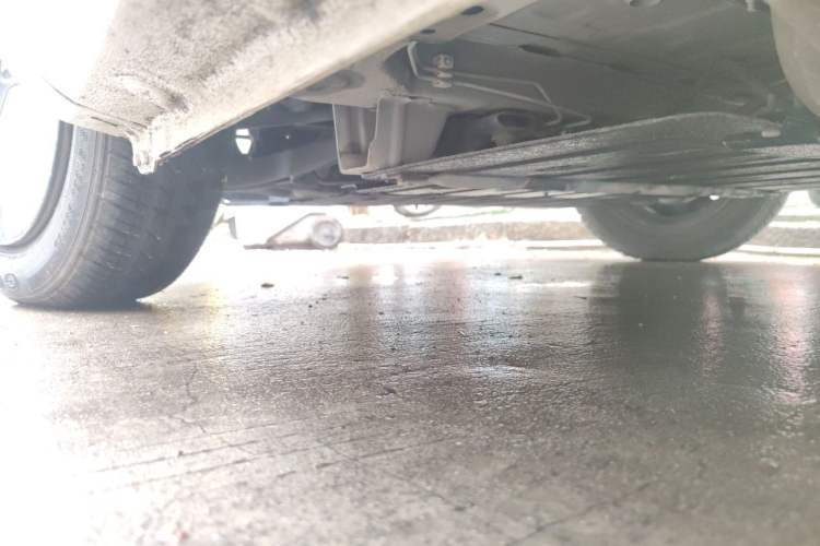 Used CHANGAN NEVO Lumin 2022 210km Sweet Edition Chassis Front Left
