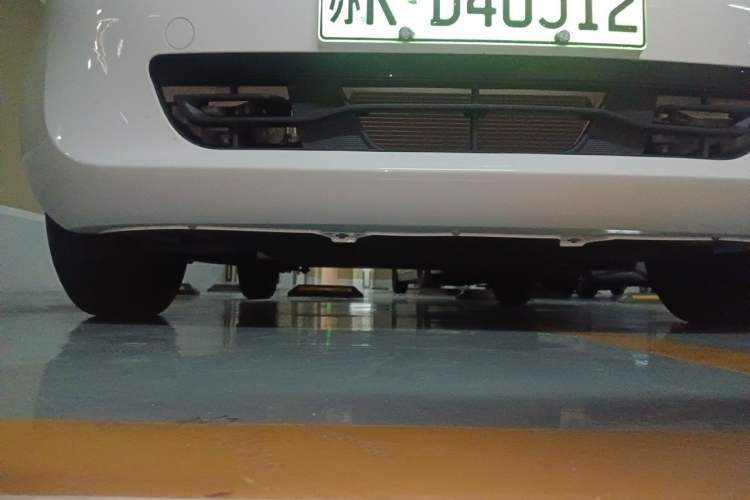 Used CHANGAN NEVO Lumin 2022 210km Sweet Edition Chassis Front