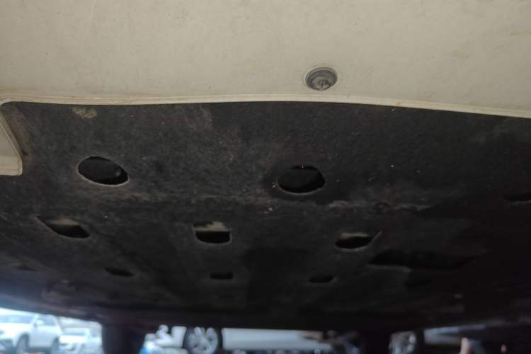 Used CHANGAN NEVO Lumin 2022 301km Honey-Sweet Version Chassis Front
