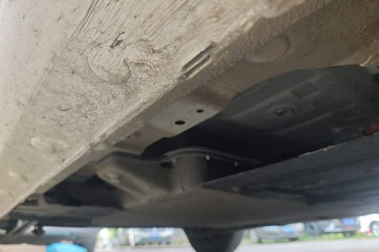 Used CHANGAN NEVO Lumin 2022 210km Sweet Edition Chassis Front Right