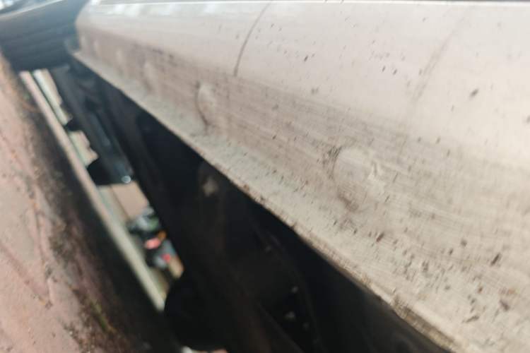 Used CHANGAN NEVO Lumin 2022 210km Sweet Edition Chassis Front Right