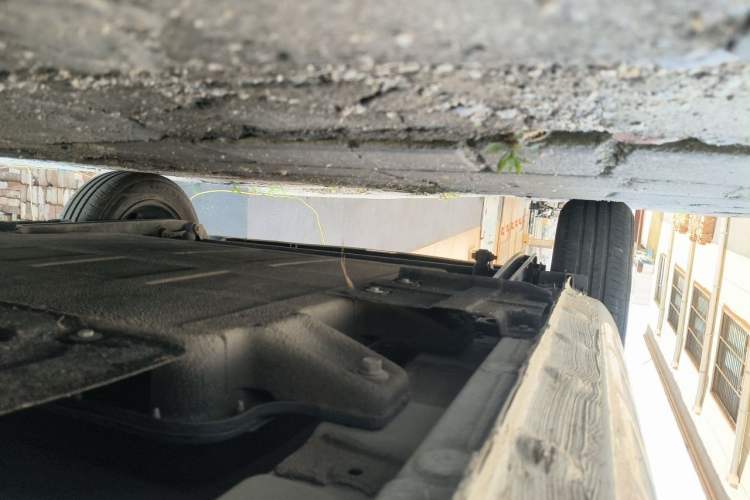 Used CHANGAN NEVO Lumin 2022 155 km – Refreshingly Sweet Edition Chassis Front Right