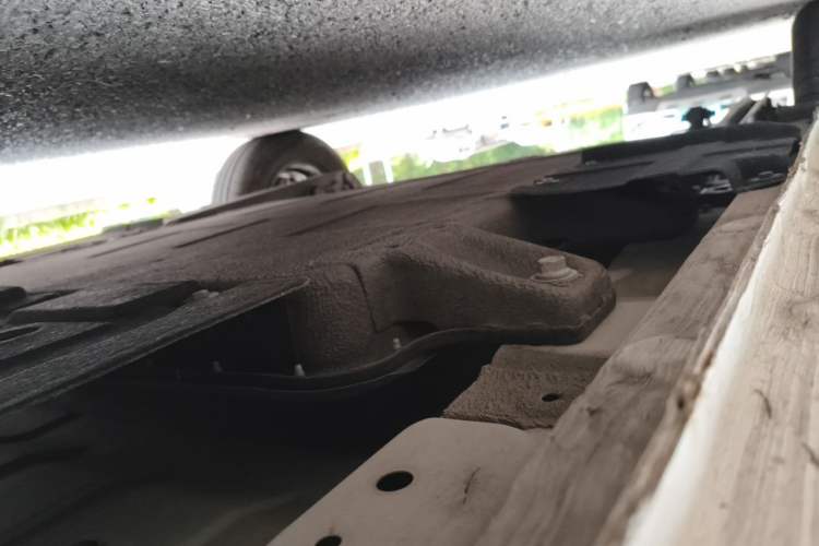 Used CHANGAN NEVO Lumin 2022 155 km – Refreshingly Sweet Edition Chassis Front Right