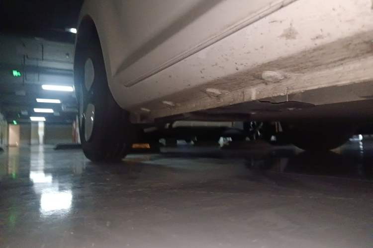 Used CHANGAN NEVO Lumin 2022 210km Sweet Edition Chassis Front Right