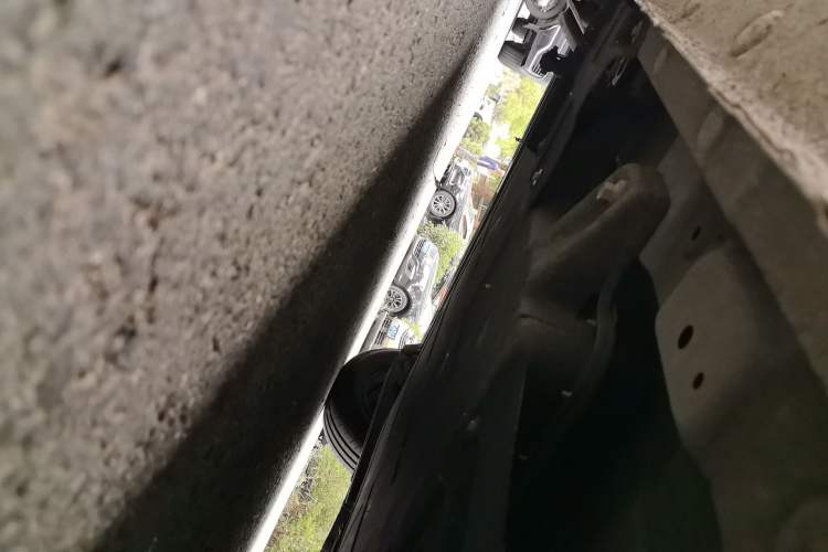 Used CHANGAN NEVO Lumin 2022 210km Sweet Edition Chassis Front Right