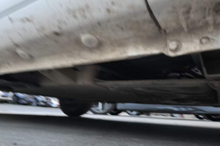 Used CHANGAN NEVO Lumin 2022 155 km – Refreshingly Sweet Edition Chassis Front Right