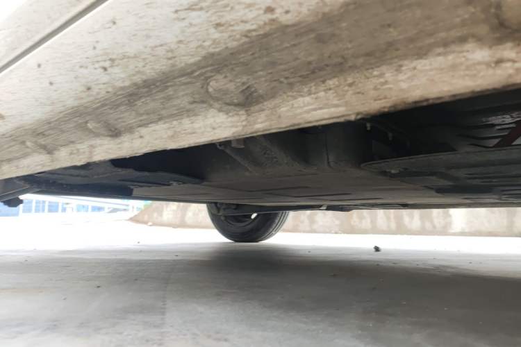 Used CHANGAN NEVO Lumin 2022 155 km – Refreshingly Sweet Edition Chassis Front Right