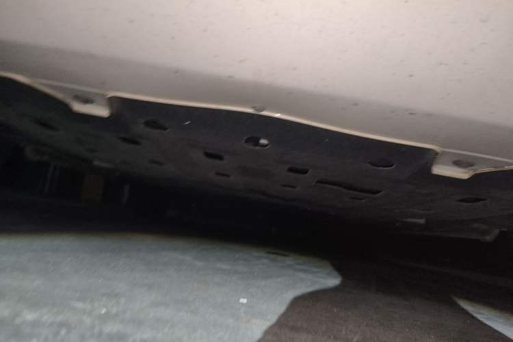 Used CHANGAN NEVO Lumin 2022 155 km – Refreshingly Sweet Edition Chassis Front