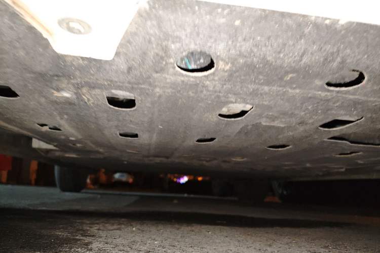 Used CHANGAN NEVO Lumin 2022 301km Honey-Sweet Version Chassis Front