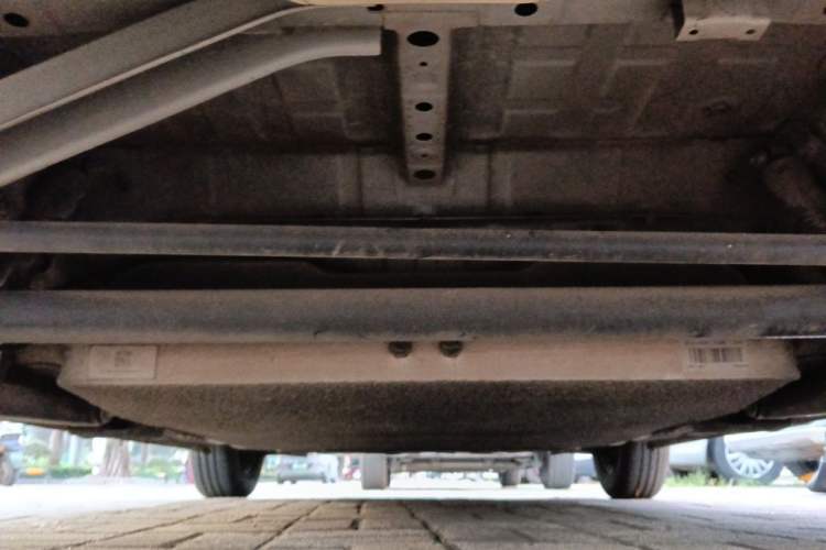 Used CHANGAN NEVO Lumin 2022 301km Honey-Sweet Version Chassis Rear