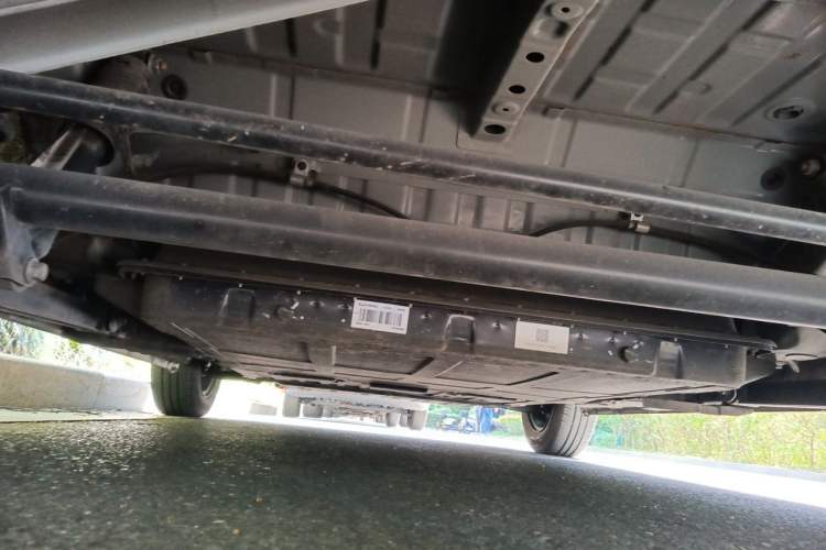 Used CHANGAN NEVO Lumin 2022 210km Sweet Edition Chassis Rear