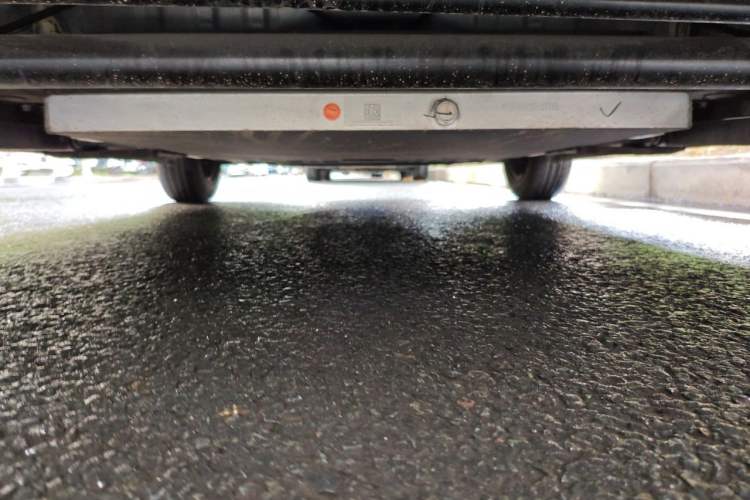 Used CHANGAN NEVO Lumin 2022 210km Sweet Edition Chassis Rear