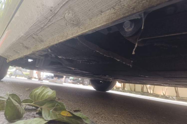 Used CHANGAN NEVO Lumin 2022 155 km – Refreshingly Sweet Edition Chassis Rear Left