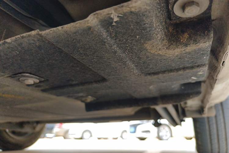Used CHANGAN NEVO Lumin 2022 155 km – Refreshingly Sweet Edition Chassis Rear Left